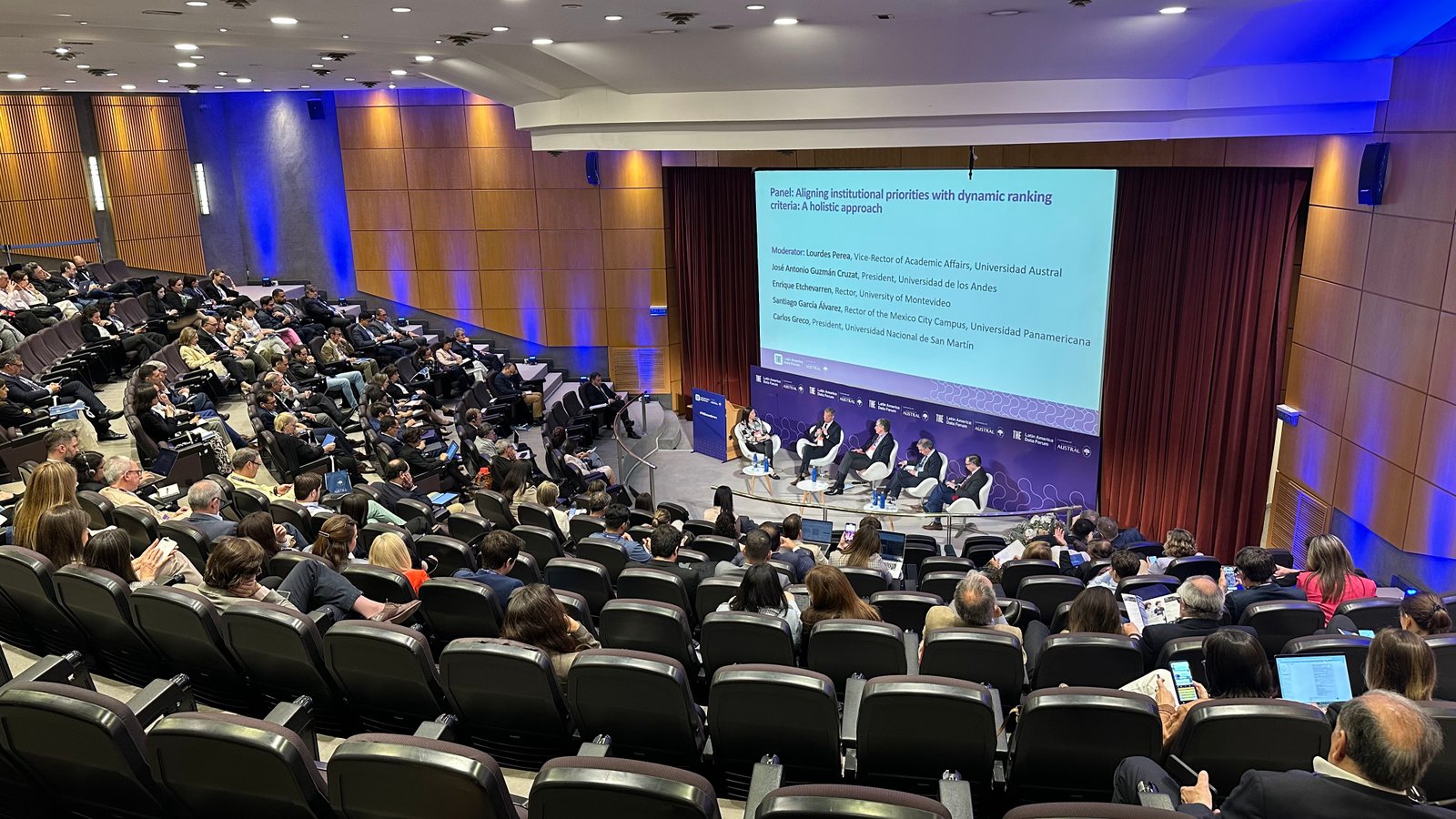 THE Latin Ameri Data Forum